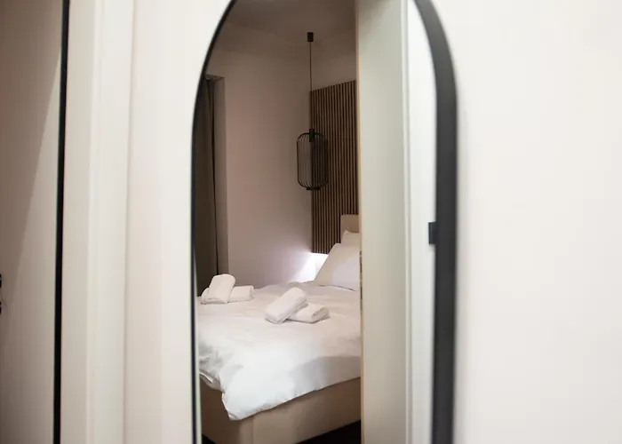 Avrelia Apartament *